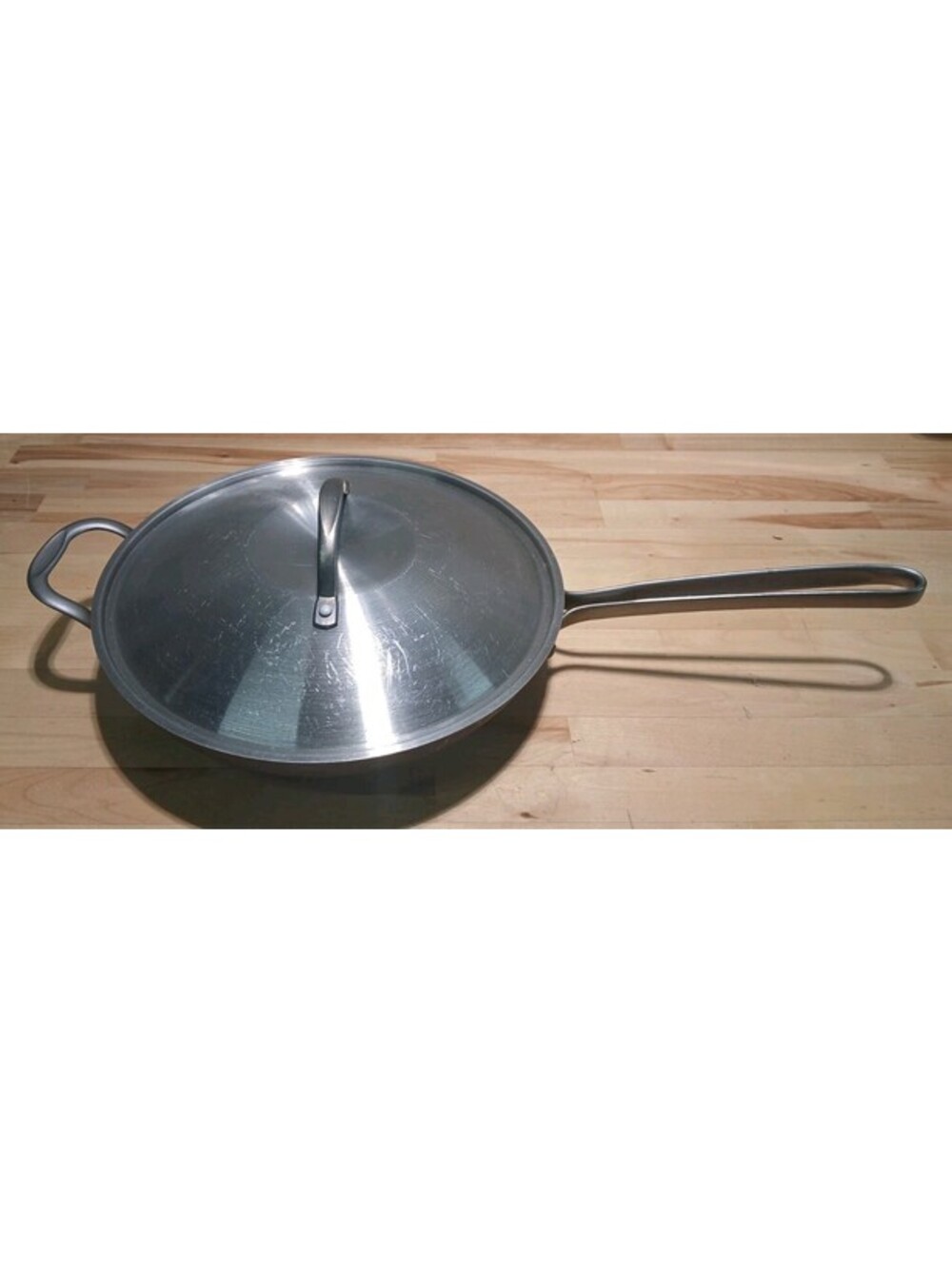 Simply Calphalon - 1611 - 3qt - Saute Pan Skillet w/ Lid